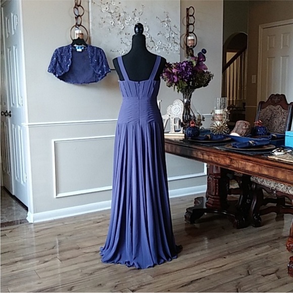 Jade By Jasmine JD3318A Formal Floor-length Gown. Size 6 - Picture 10 of 12